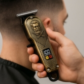 Maquina Cabelo Profissional Com Display Led E Aparador Nariz